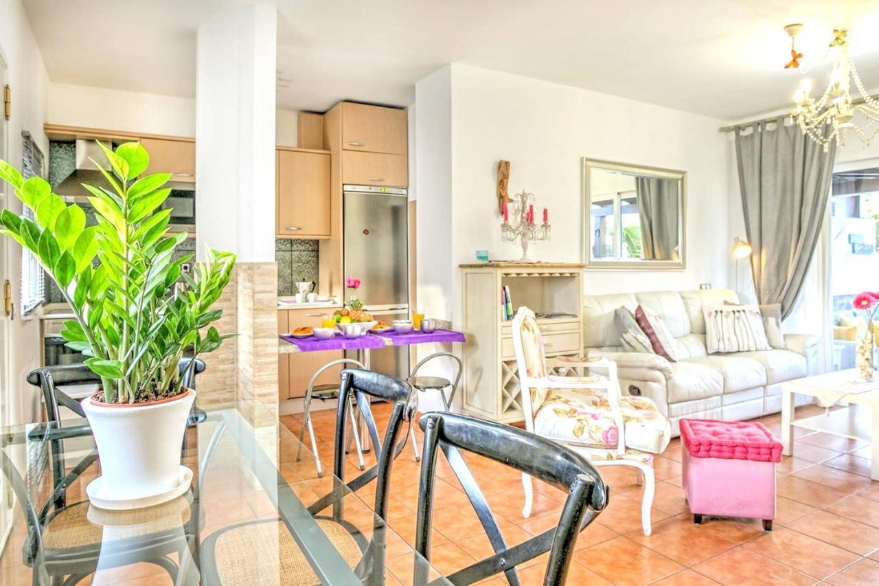 Elegant Villa In Corralejo Extérieur photo